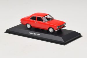 Ford Escort Mk1 Rot Maxichamps 1:43 940081001 Metall — Bild 3 von 5