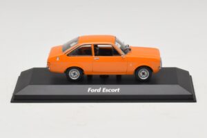 Ford Escort Mk2 Orange Maxichamps 1:43 940084101 Metall