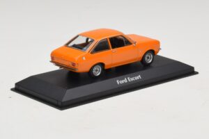 Ford Escort Mk2 Orange Maxichamps 1:43 940084101 Metall — Bild 2 von 5