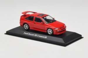 Ford Escort RS Cosworth Rot Maxichamps 1:43 940082100 Metall — Bild 3 von 5