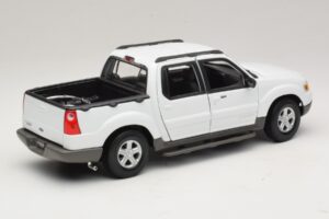 Ford Explorer Sport Trac Weiß Maisto 1:18 36891 Metall — Bild 3 von 8