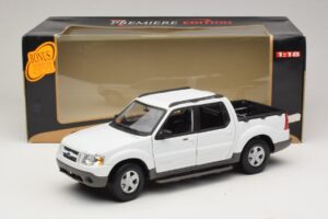 Ford Explorer Sport Trac Weiß Maisto 1:18 36891 Metall — Bild 8 von 8