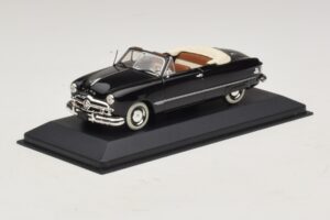 Ford FL Cabriolet Schwarz Minichamps 1:43 400082231 Metall — Bild 2 von 5
