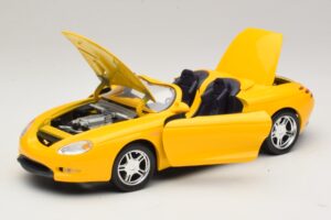 Ford Mustang Mach III Cabrio Gelb Maisto 1:18 32815 Metall — Bild 2 von 8