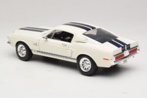 Ford Shelby GT500KR Weiß Road Legends 1:18 92168 Metall — Bild 7 von 8