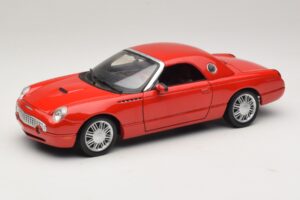 Ford Thunderbird Rot Maisto 1:18 31620 Metall