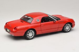 Ford Thunderbird Rot Maisto 1:18 31620 Metall — Bild 3 von 8