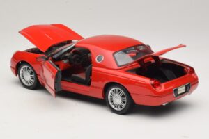 Ford Thunderbird Rot Maisto 1:18 31620 Metall — Bild 5 von 8