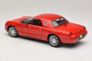 Ford Thunderbird Rot Maisto 1:18 31620 Metall — Bild 7 von 8
