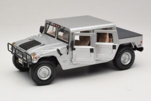 Hummer H1 Hardtop Silber Maisto 1:18 36857 Metall — Bild 2 von 8