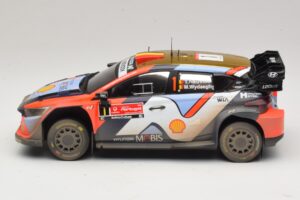 Hyundai i20 N Rally1 #1 T. Neuville / M. Wydaeghe Rally Portugal 2025 IXO 1:18 18RMC251B Metall — Bild 3 von 6