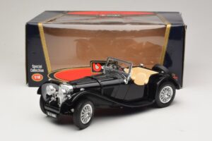 Jaguar SS100 Roadster Schwarz Bburago 1:18 3006-M3 Metall — Bild 6 von 6