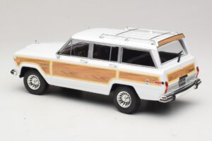 Jeep Grand Wagoneer Weiß KK-Scale 1:18 KKDC181111 Metall — Bild 5 von 6