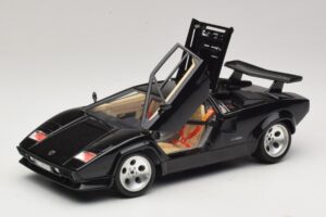 Lamborghini Countach 5000 Quattrovalvole Schwarz Bburago 1:18 3337 Metall — Bild 2 von 8