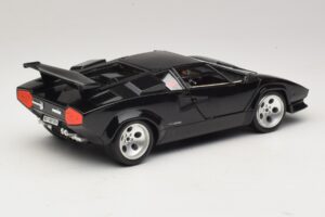 Lamborghini Countach 5000 Quattrovalvole Schwarz Bburago 1:18 3337 Metall — Bild 3 von 8
