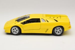 Lamborghini Diablo Gelb Maisto 1:18 32803 Metall — Bild 4 von 8