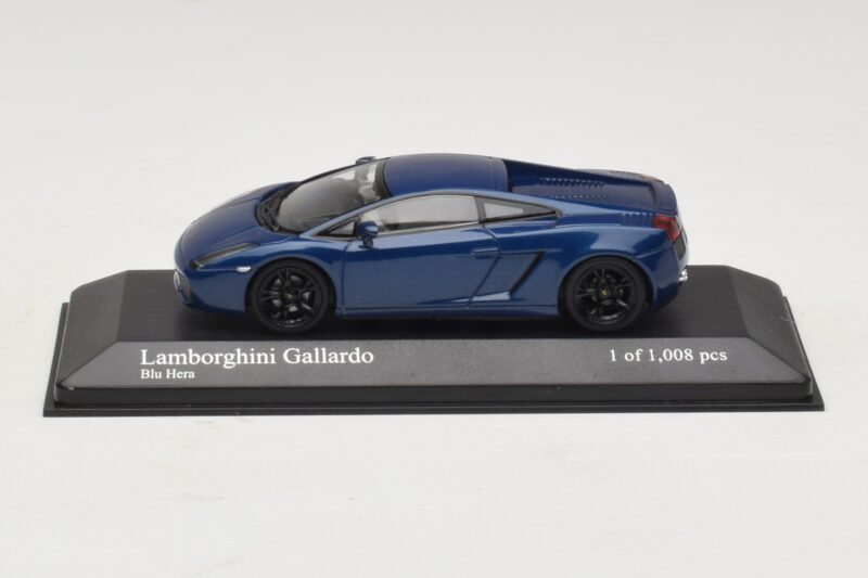 Lamborghini Gallardo Blue Metallic Minichamps 1:43 Lamborghini Gallardo Blue Metallic Minichamps 1:43 400103505 Metall