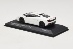 Lamborghini Gallardo LP550-2 Tricolore Weiß Minichamps 1:43 400103801 Metall — Bild 3 von 5