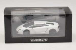Lamborghini Gallardo LP550-2 Tricolore Weiß Minichamps 1:43 400103801 Metall — Bild 5 von 5