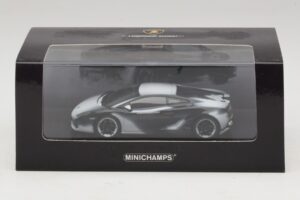 Lamborghini Gallardo LP560-4 Academy of Ice Schwarz Minichamps 1:43 436103800 Metall — Bild 5 von 5