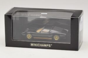 Lamborghini Miura P400 Schwarz Minichamps 1:43 430103004 Metall — Bild 5 von 5
