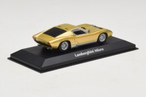 Lamborghini Miura P400 Gold Maxichamps 1:43 940103002 Metall — Bild 2 von 5