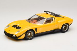 Lamborghini Miura SVR Gelb & Schwarz Kyosho 1:18 08319GY Metall