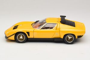 Lamborghini Miura SVR Gelb & Schwarz Kyosho 1:18 08319GY Metall — Bild 4 von 8