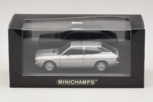 Lancia Beta HPE Silber Minichamps 1:43 400125711 Metall — Bild 5 von 5