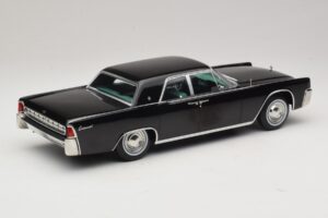 Lincoln Continental Schwarz KK-Scale 1:18 KKDC181483 Metall — Bild 2 von 6