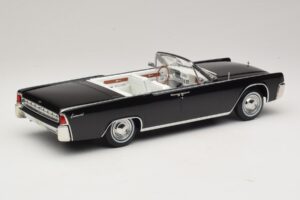 Lincoln Continental Convertible Schwarz Bad Boys KK-Scale 1:18 KKDC181521 Metall — Bild 3 von 7