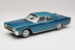 Lincoln Continental Convertible Türkis Metallic KK-Scale 1:18 KKDC181524 Metall — Bild 2 von 7