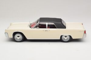 Lincoln Continental Convertible Weiß John F. Kennedy KK-Scale 1:18 KKDC181523 Metall — Bild 4 von 7