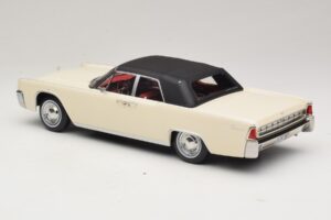 Lincoln Continental Convertible Weiß John F. Kennedy KK-Scale 1:18 KKDC181523 Metall — Bild 6 von 7