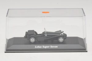 Lotus Super Seven Grün Maxichamps 1:43 940113630 Metall — Bild 4 von 5