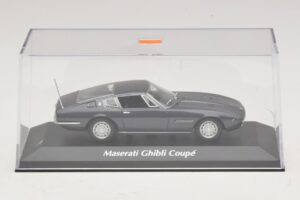 Maserati Ghibli Braun Metallic Maxichamps 1:43 940123320 Metall — Bild 4 von 5