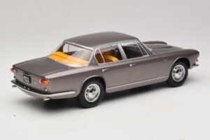 Maserati Quattroporte I Grau Metallic KK-Scale 1:18 KKDC181511 Metall — Bild 2 von 6