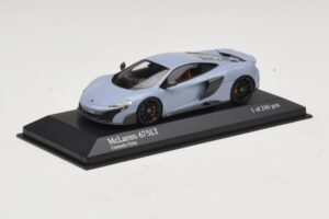 McLaren 675LT Ceramic Grey Minichamps 1:43 537154420 Metall — Bild 2 von 5
