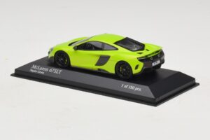 McLaren 675LT Napier Green Minichamps 1:43 537154422 Metall — Bild 3 von 5