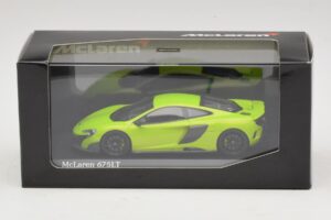 McLaren 675LT Napier Green Minichamps 1:43 537154422 Metall — Bild 5 von 5