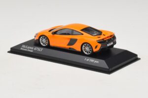 McLaren 675LT Orange Minichamps 1:43 537154421 Metall — Bild 3 von 5