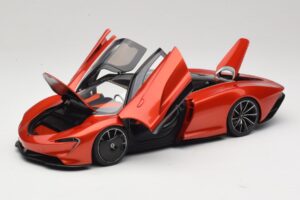 McLaren Speedtail Volcano Orange AUTOart 1:18 76088 Komposit — Bild 2 von 8