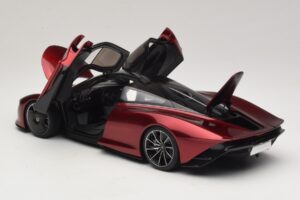 McLaren Speedtail Volcano Red AUTOart 1:18 76087 Komposit — Bild 5 von 8