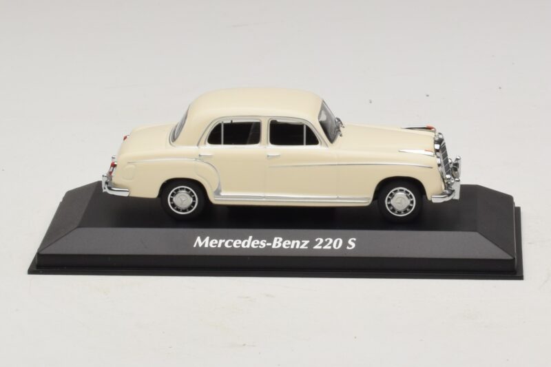 Mercedes 220 S W180 Weiß Maxichamps 1:43 940033000 Metall