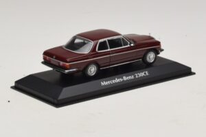 Mercedes 230 CE C123 Rot Maxichamps 1:43 940032221 Metall — Bild 2 von 5