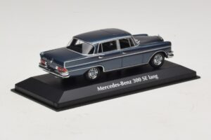 Mercedes 300 SE W112 Lang Blau Metallic Maxichamps 1:43 940035200 Metall — Bild 2 von 5