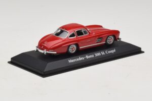 Mercedes 300 SL W198 Rot Maxichamps 1:43 940039001 Metall — Bild 2 von 5