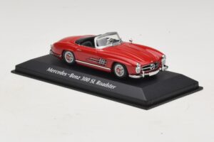 Mercedes 300 SL W198 Roadster Rot Maxichamps 1:43 940039031 Metall — Bild 3 von 5