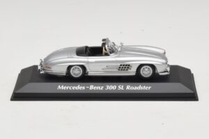 Mercedes 300 SL W198 Roadster Silber Maxichamps 1:43 940039030 Metall