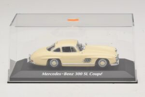 Mercedes 300 SL W198 Weiß Maxichamps 1:43 940039002 Metall — Bild 4 von 5
